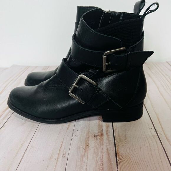 Aetrex Black Leather Buckle Knit Moto Chelsea Boots - Picture 1 of 11